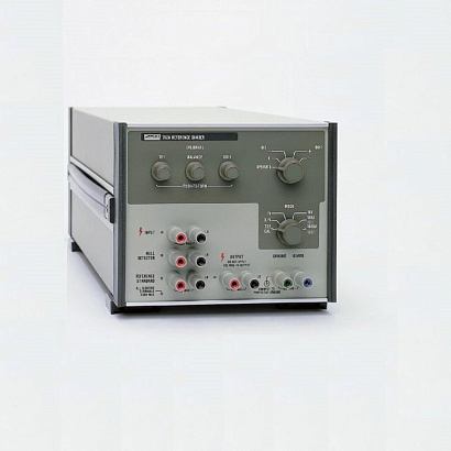 Эталонный делитель Fluke 752A